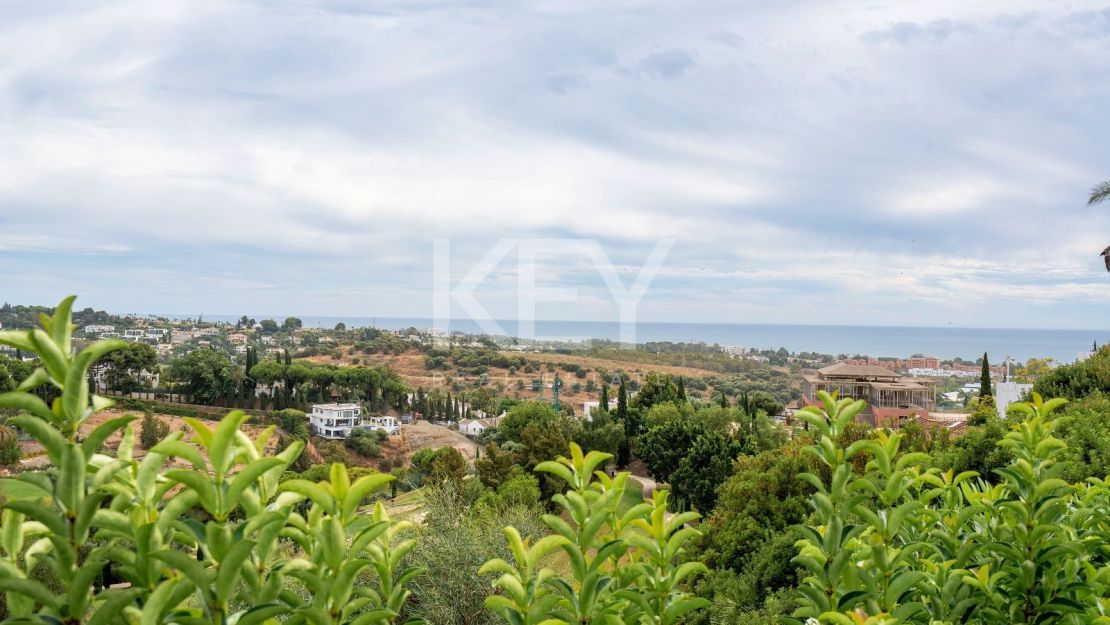 Elegante villa en Los Flamingos con vistas al mar