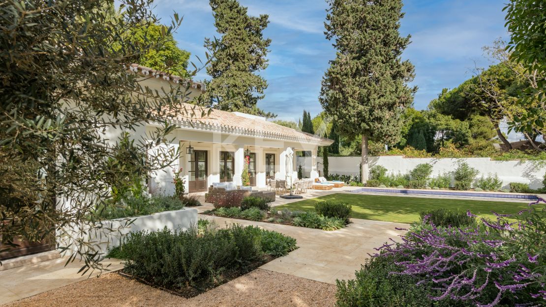 Una villa mediterránea refinada en el corazón de la Milla de Oro de Marbella