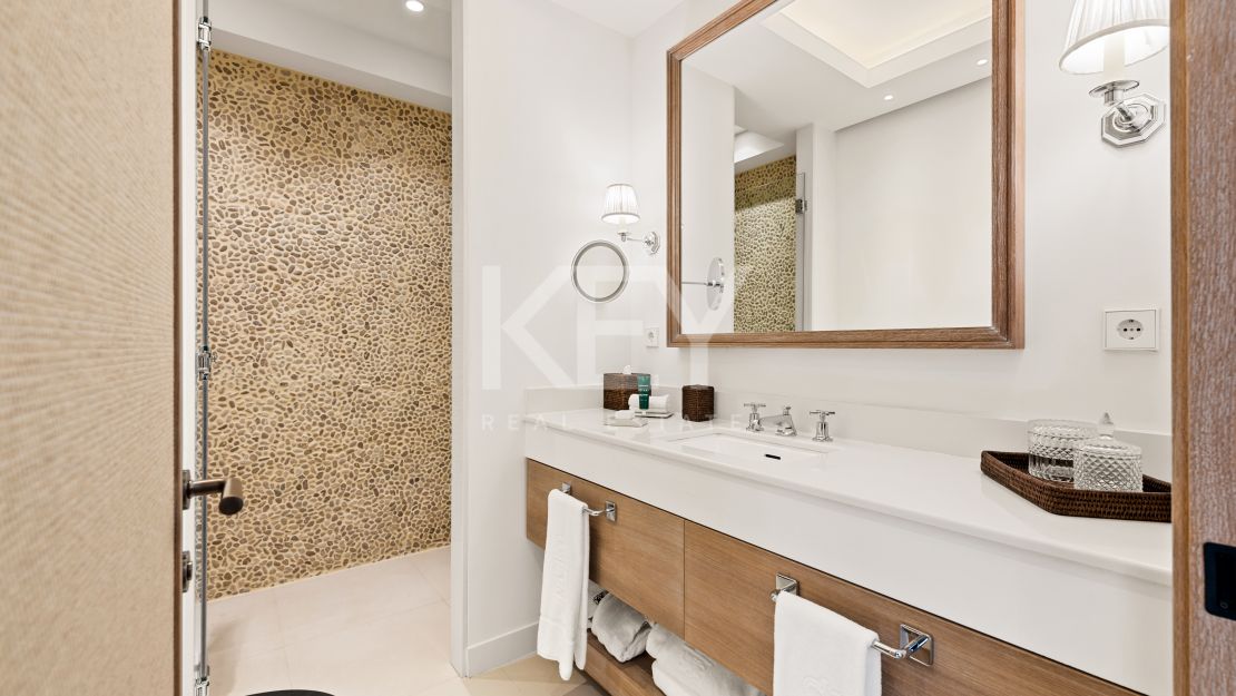 Una villa mediterránea refinada en el corazón de la Milla de Oro de Marbella