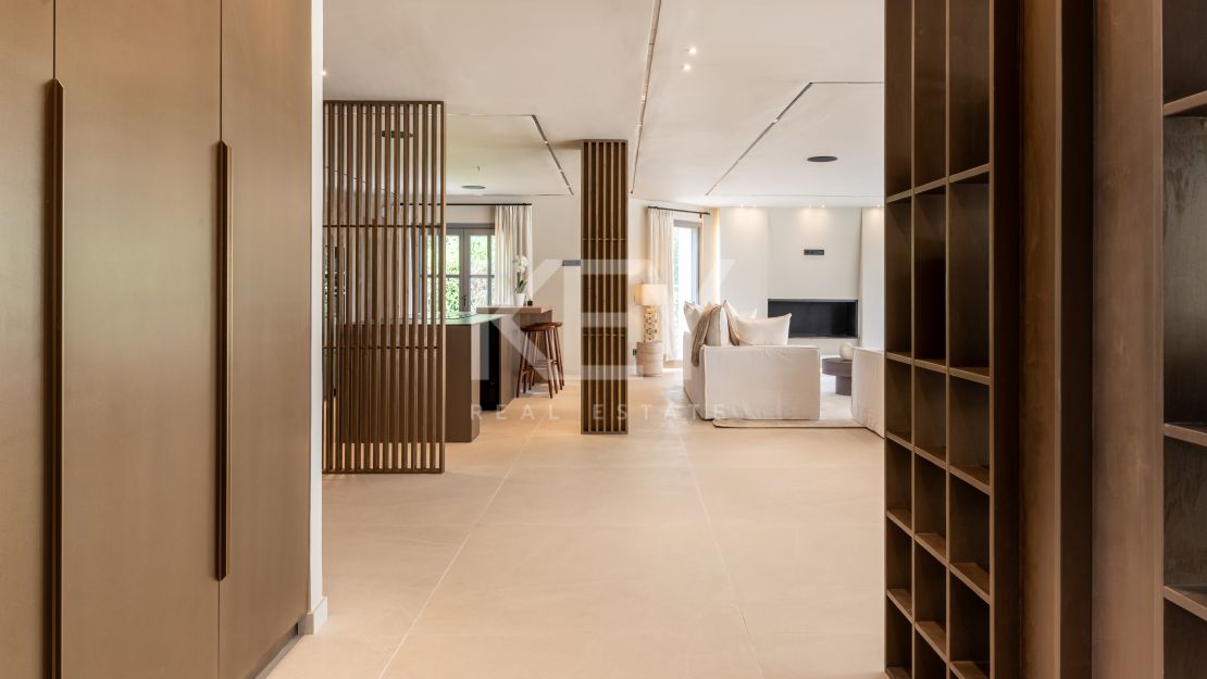 Элегантная вилла Solana рядом с Atalaya Gol с современным комфортом и стилем