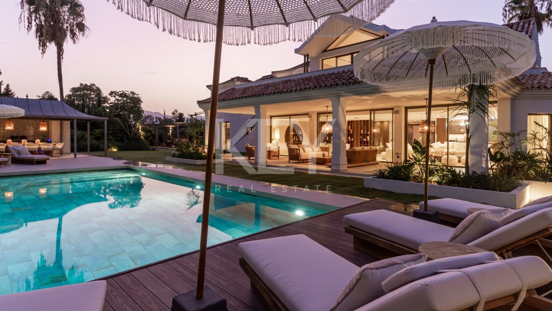 Элегантная вилла Solana рядом с Atalaya Gol с современным комфортом и стилем