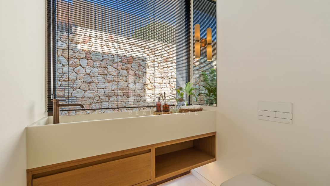 Архитектурный шедевр, сочетающий природу и роскошь в Марбелье