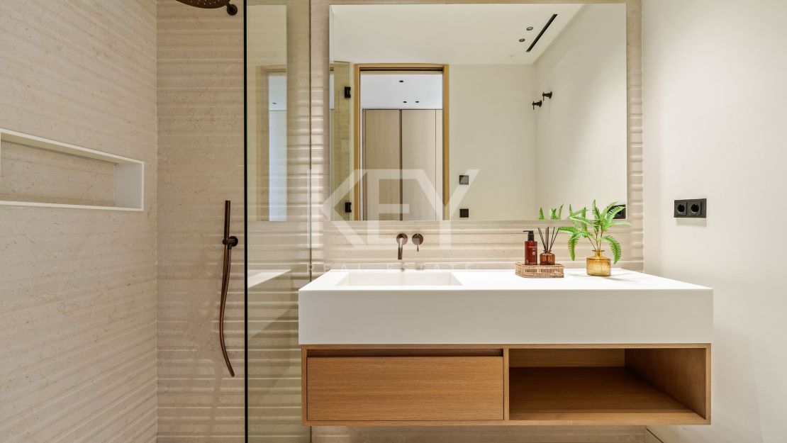 Архитектурный шедевр, сочетающий природу и роскошь в Марбелье