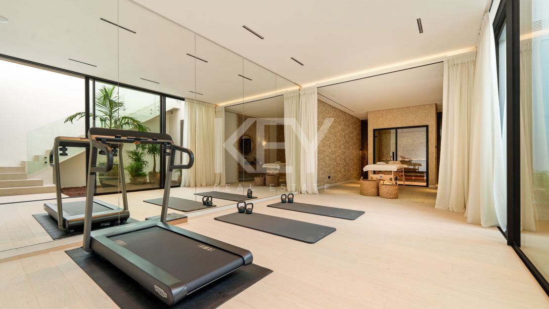 Архитектурный шедевр, сочетающий природу и роскошь в Марбелье