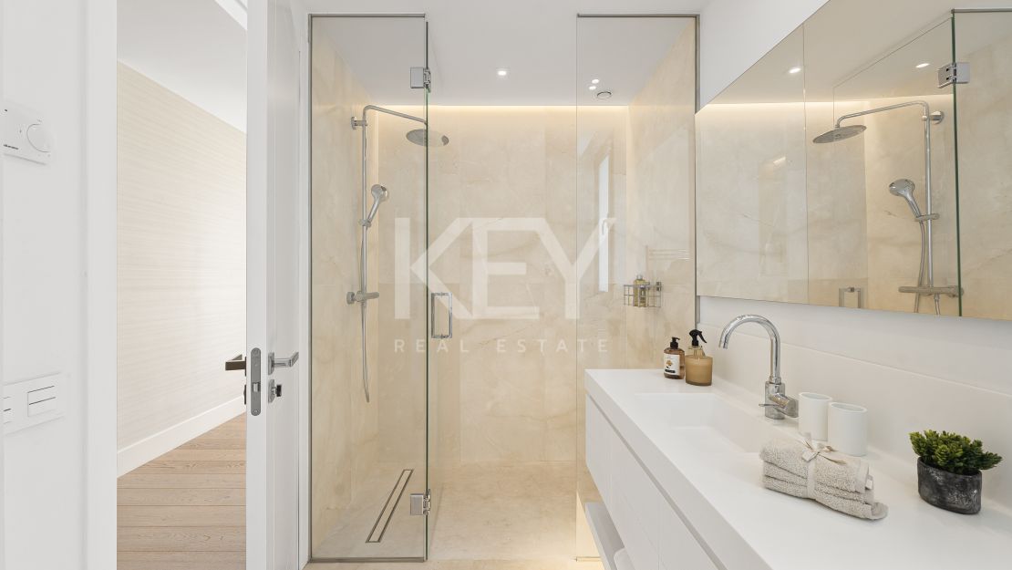 Amazing Private Villa near Golf in Los Naranjos, Marbella