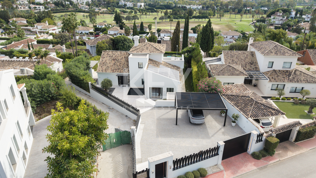 Amazing Private Villa near Golf in Los Naranjos, Marbella