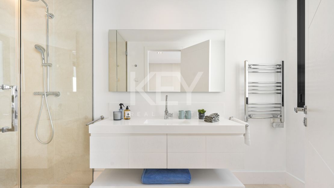 Amazing Private Villa near Golf in Los Naranjos, Marbella