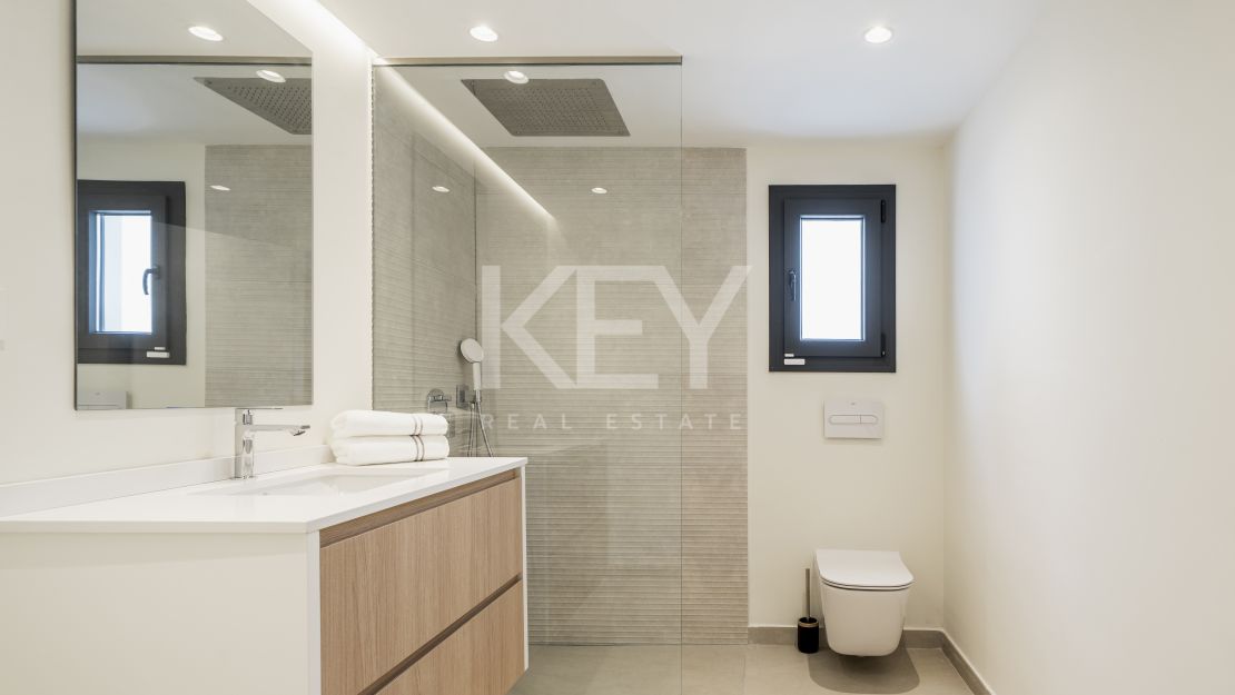 Increíble villa renovada cerca de la playa en Marbella