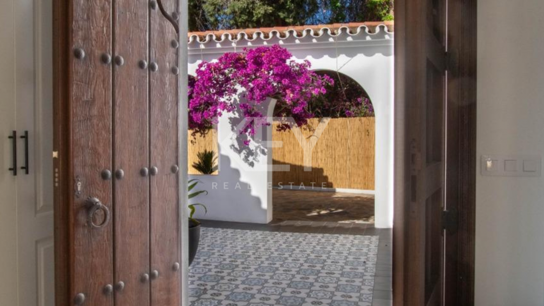 New 5 Bedroom Villa near Boho Club Marbella, Golden Mile