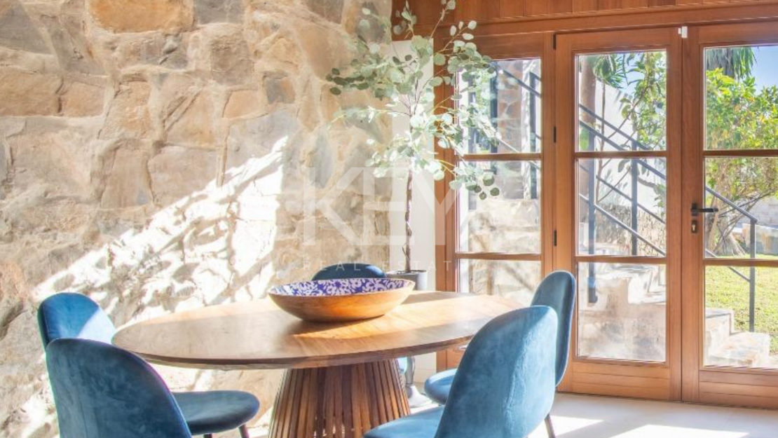 New 5 Bedroom Villa near Boho Club Marbella, Golden Mile