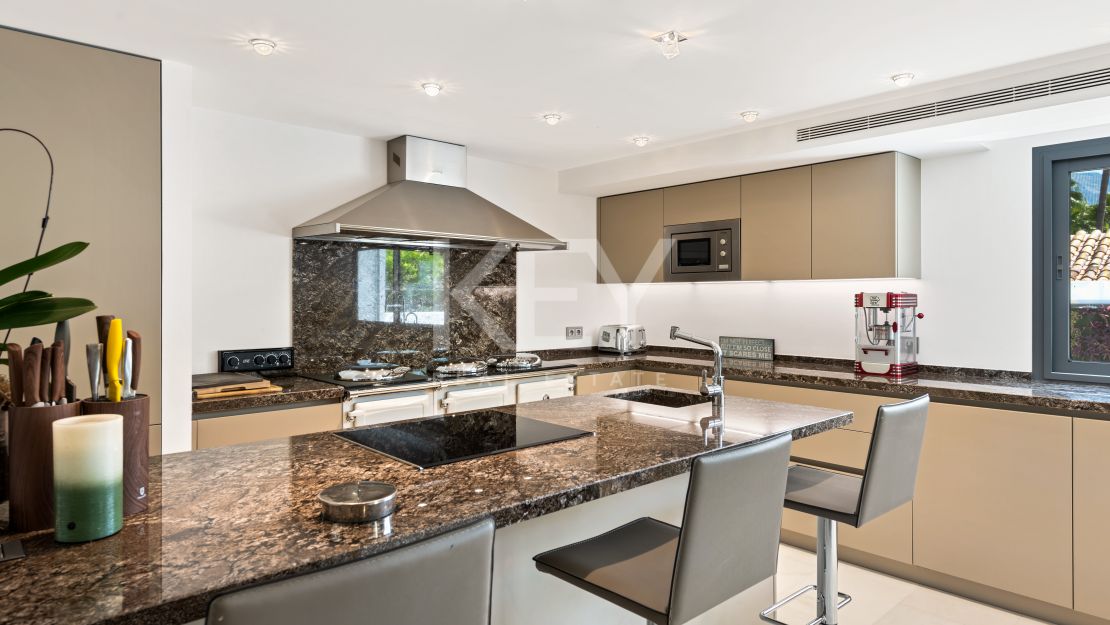 Villa contemporánea con acceso directo al golf en La Cerquilla