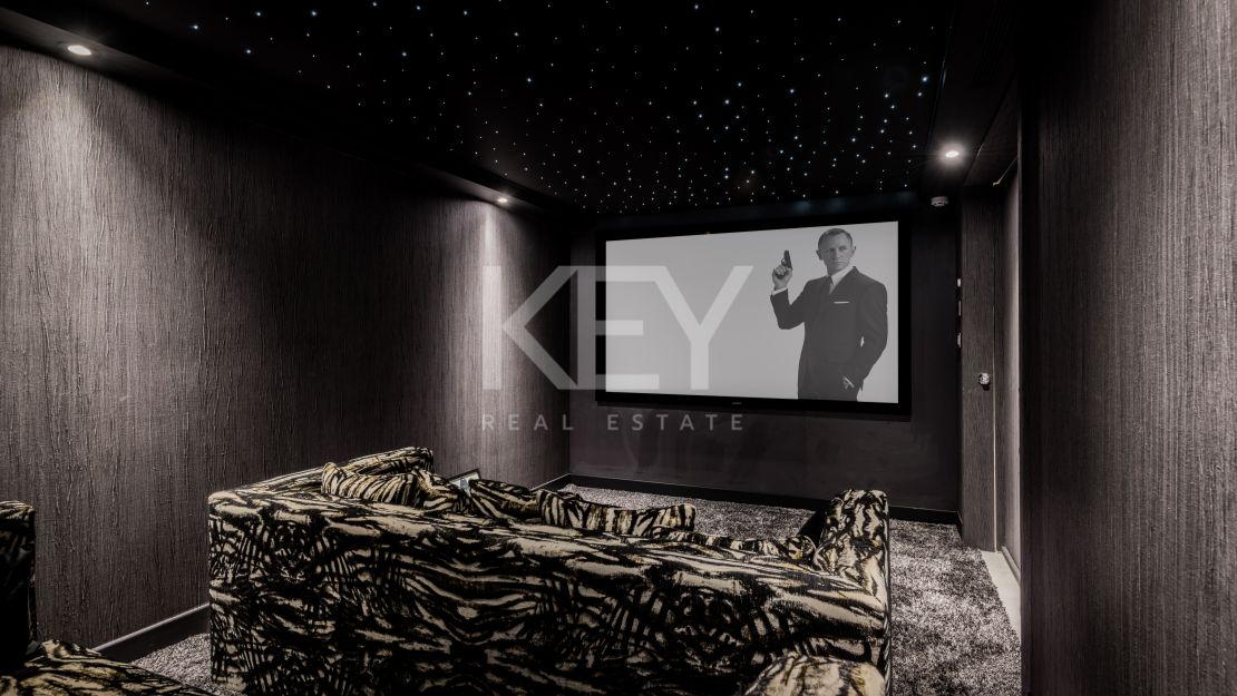 Villa contemporánea con acceso directo al golf en La Cerquilla