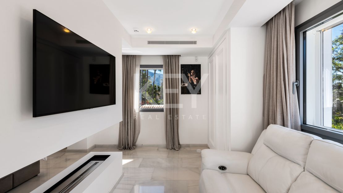 Villa contemporánea con acceso directo al golf en La Cerquilla