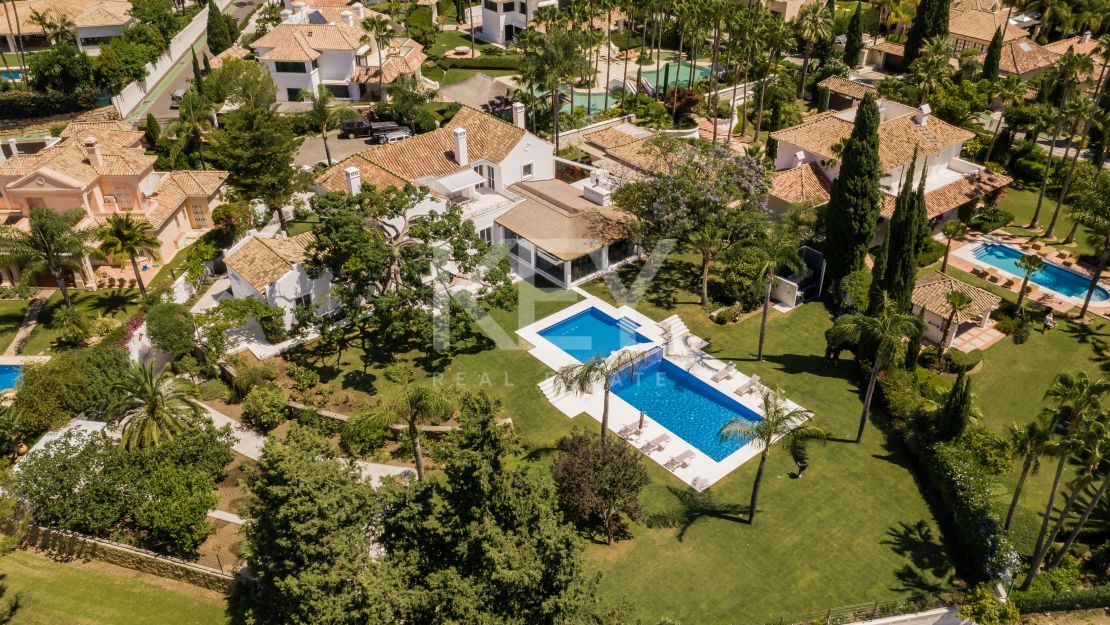 Villa contemporánea con acceso directo al golf en La Cerquilla