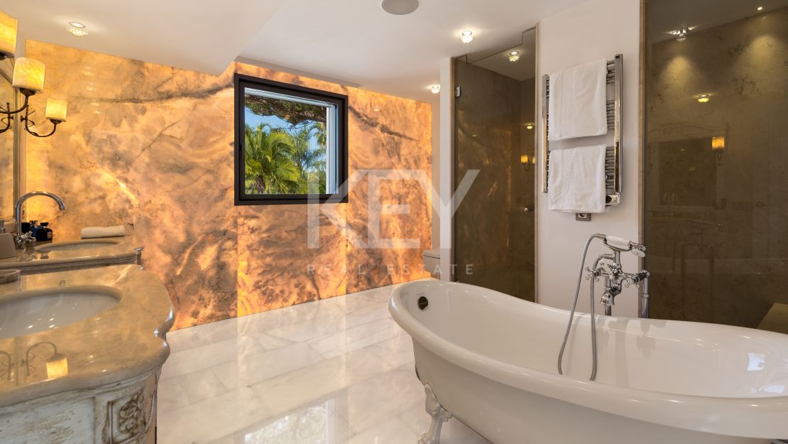 Villa contemporánea con acceso directo al golf en La Cerquilla