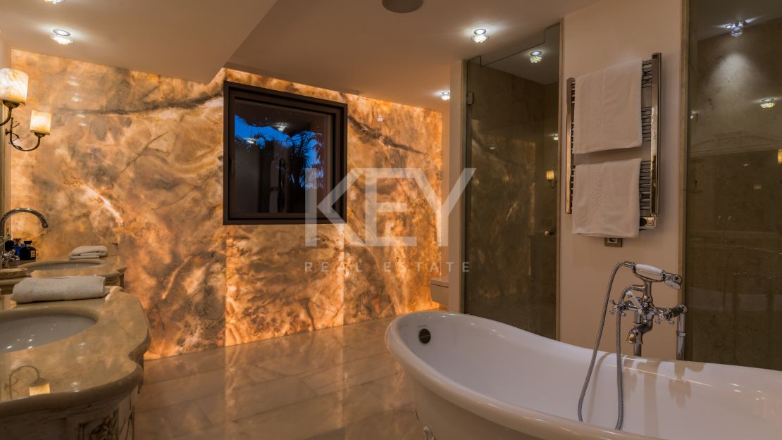 Villa contemporánea con acceso directo al golf en La Cerquilla