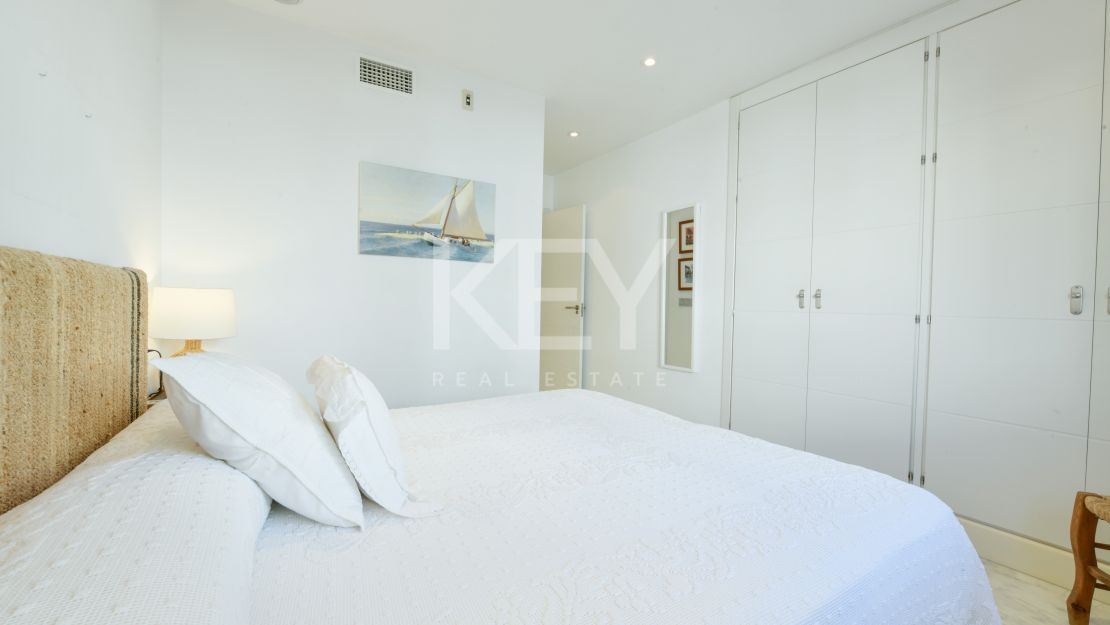 Stunning luxury beachside townhouse in Marbellamar, Marbella's Golden Mile