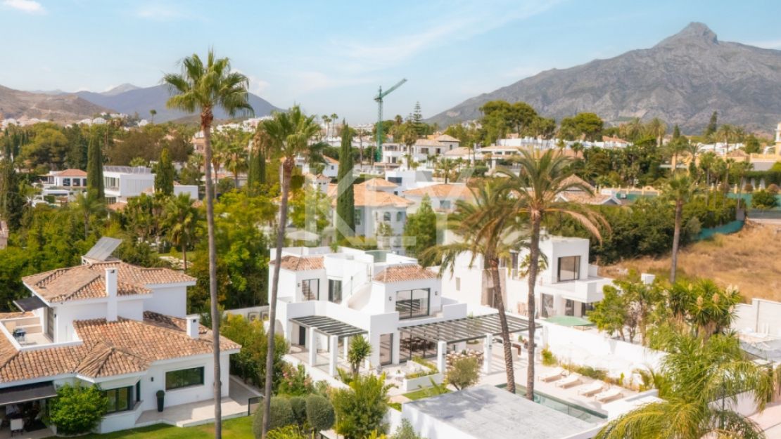 Вилла для отличного качества жизни в Нуэва Андалусия, Марбелья