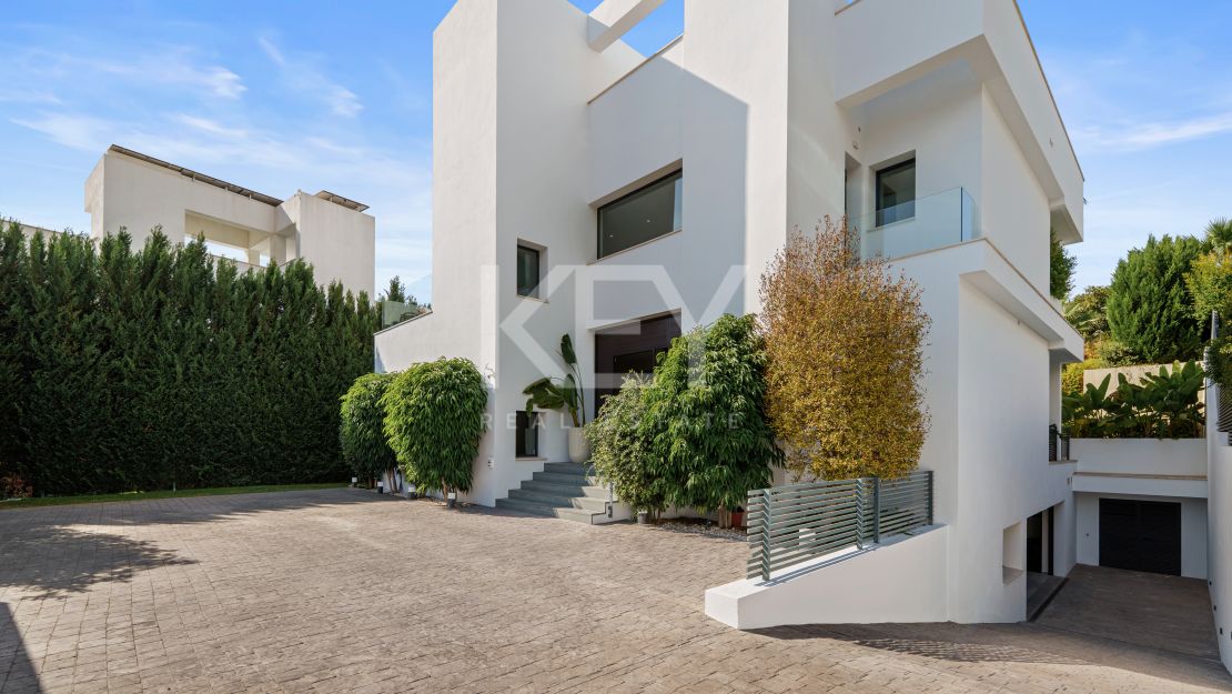 Современная жизнь в Нуэва-Андалусии со всеми удобствами под рукой