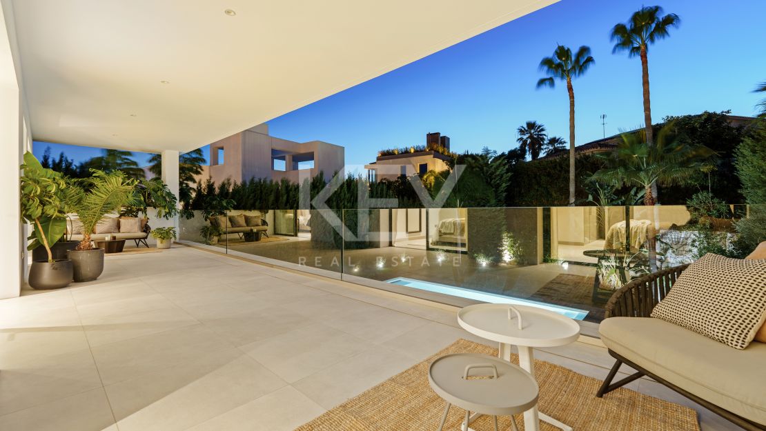 Современная жизнь в Нуэва-Андалусии со всеми удобствами под рукой