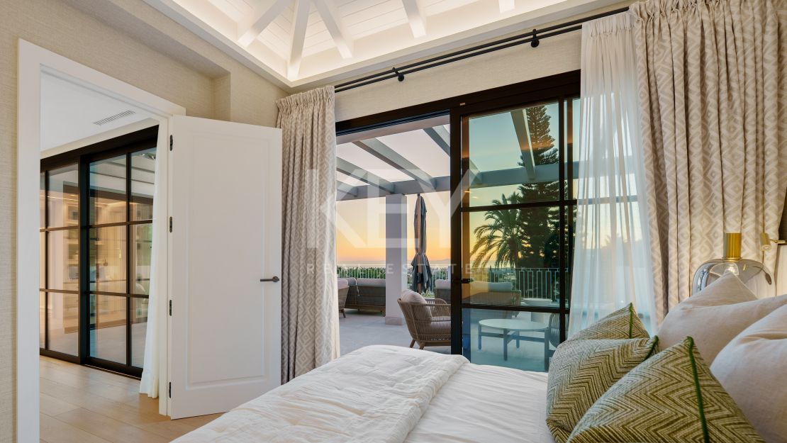 Impresionante villa moderna en La Quinta con vistas al mar abierto