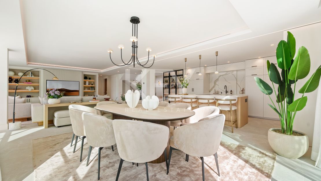 Impresionante villa moderna en La Quinta con vistas al mar abierto