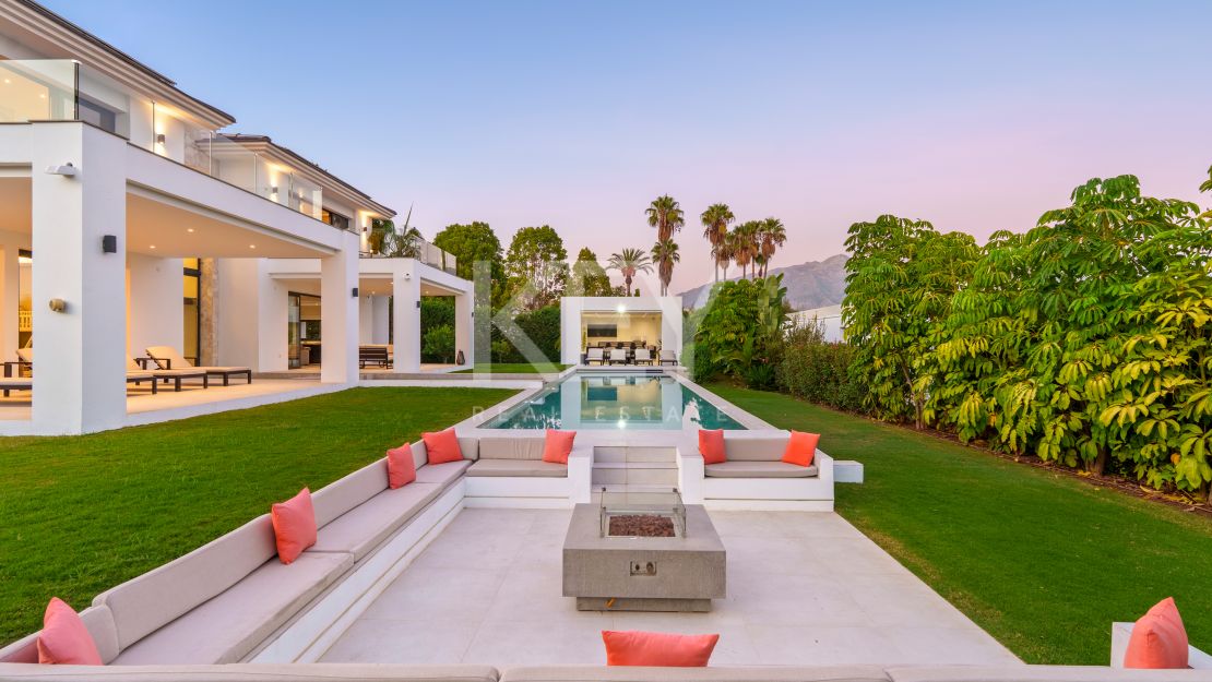 Современная вилла для комфортной жизни в Ла Кинта, Бенаавис