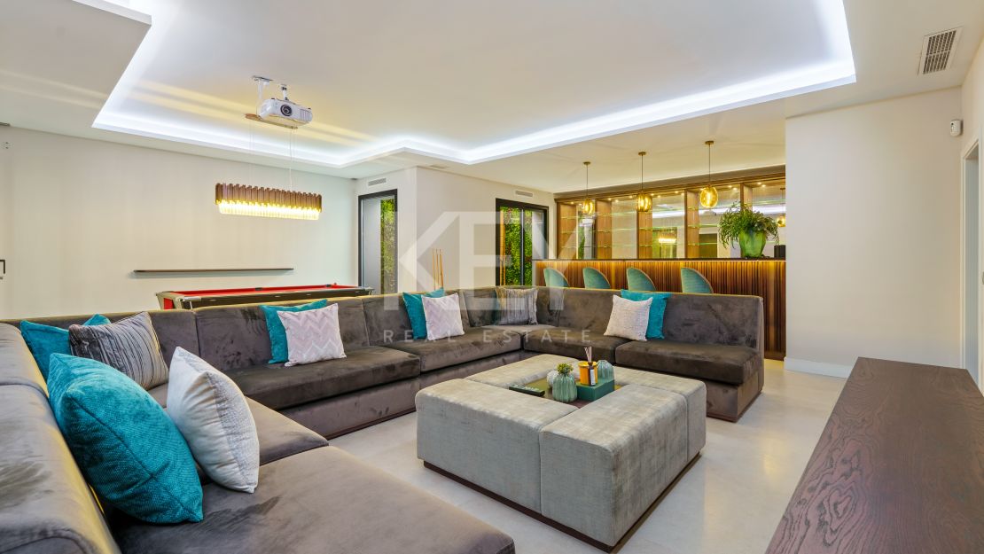 Contemporary villa for modern living in La Quinta, Benahavís