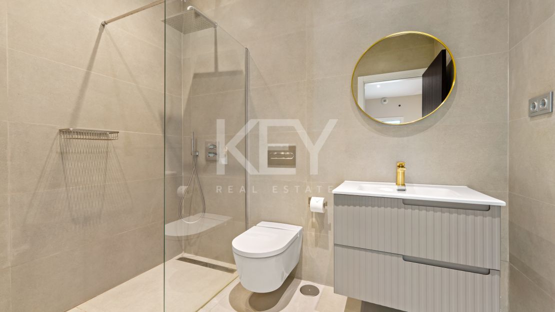 Contemporary villa for modern living in La Quinta, Benahavís