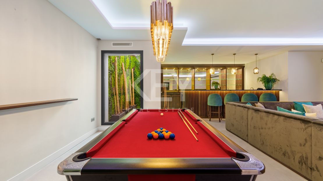 Contemporary villa for modern living in La Quinta, Benahavís