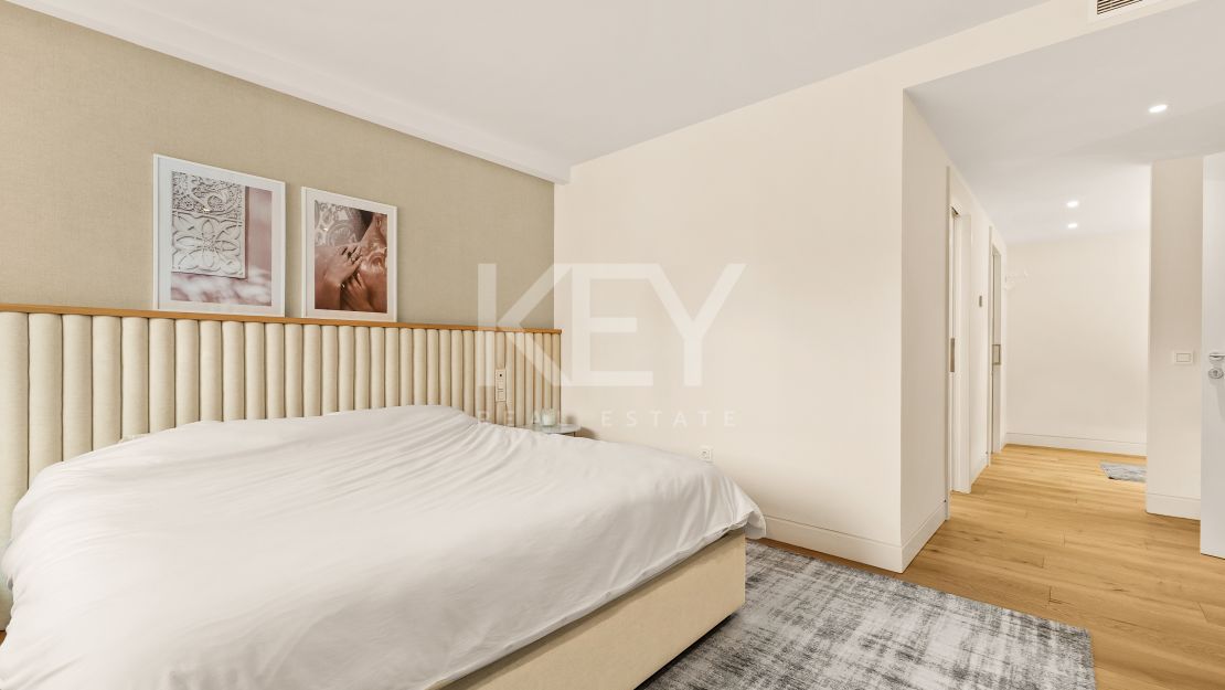 Luxurious 2-Bedroom Apartment in Lomas del Rey, Marbella