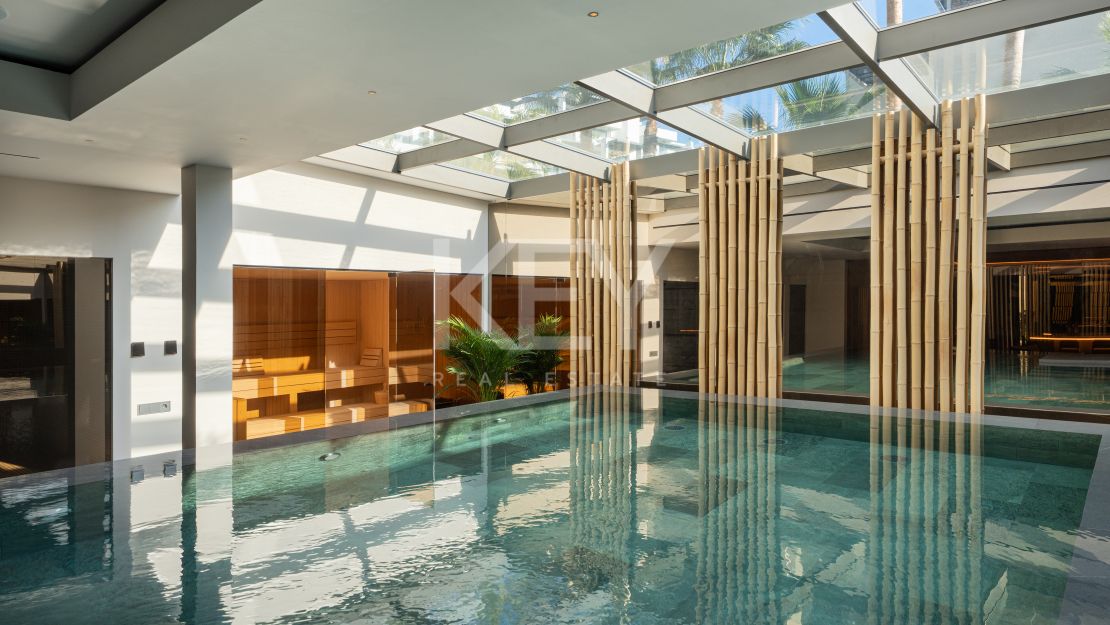 Impresionante villa en primera línea de golf en La Quinta con vistas panorámicas