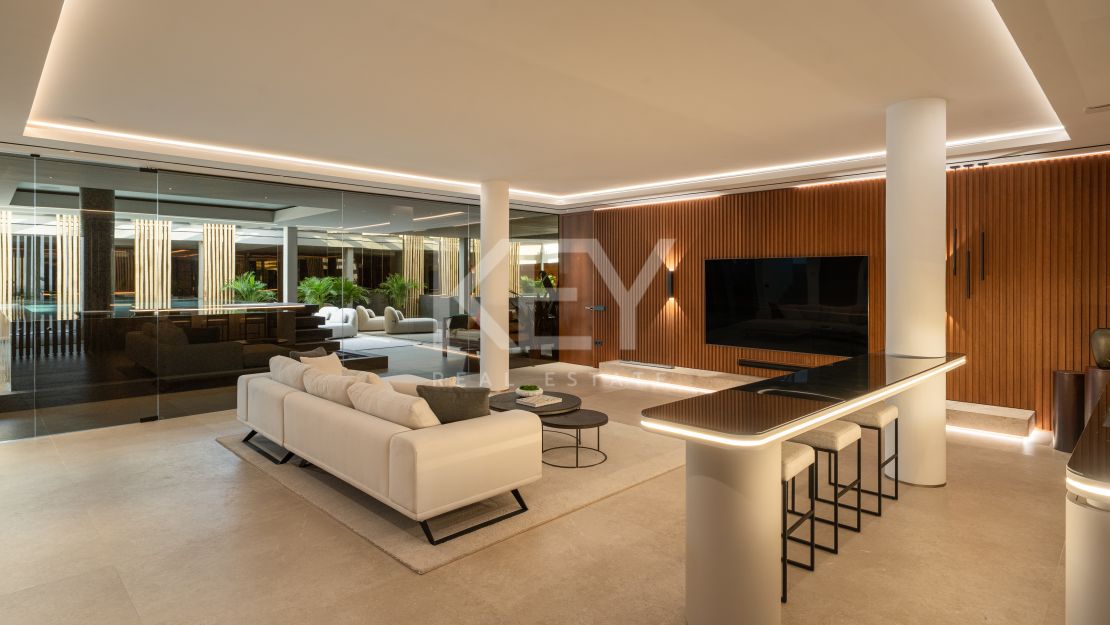 Impresionante villa en primera línea de golf en La Quinta con vistas panorámicas