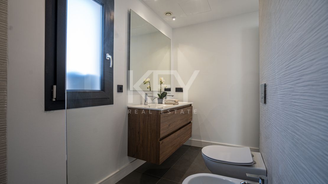 Luxury villa close to golf in La Cala Golf, Mijas Costa