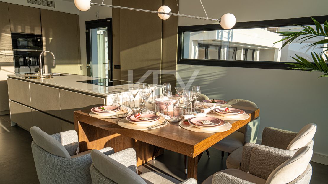 Luxury villa close to golf in La Cala Golf, Mijas Costa