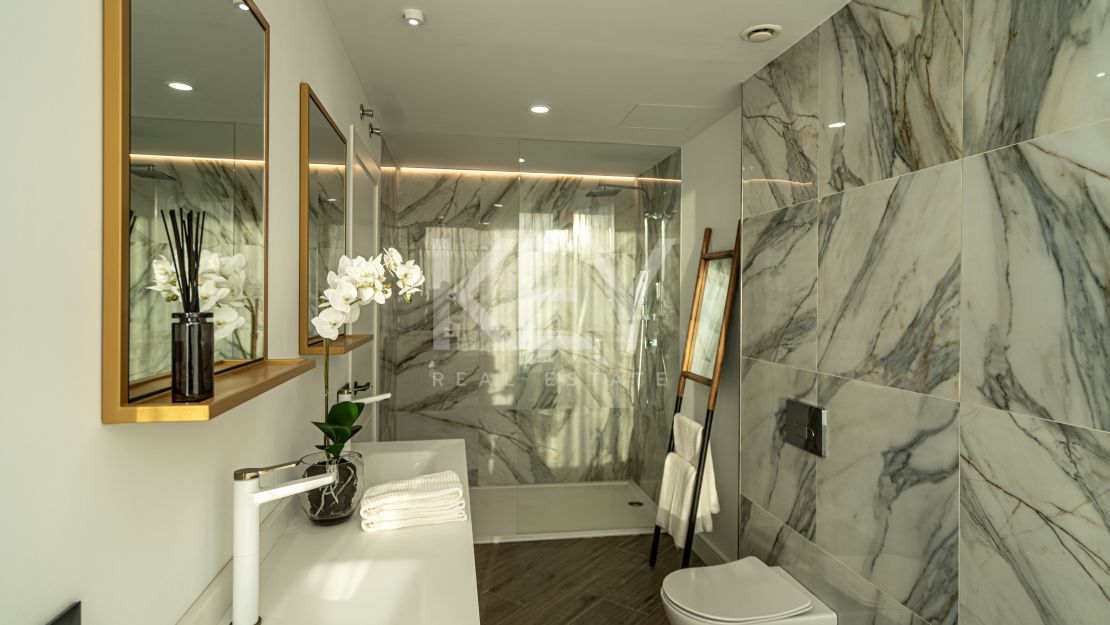 Luxury villa close to golf in La Cala Golf, Mijas Costa