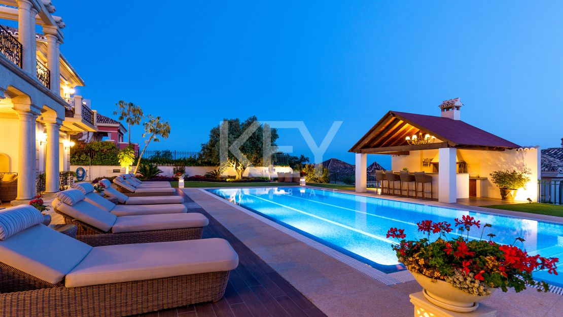 Изысканная вилла с непревзойденным качеством и престижным расположением в Сьерра-Бланка, Марбелья