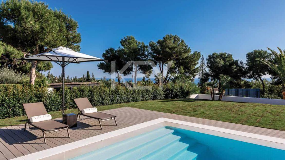 Luxury villa with a a sea view situated in Sierra Blanca, Marbella