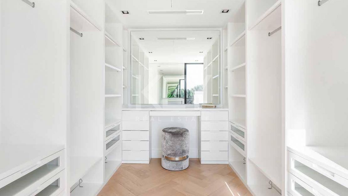 Luxury villa with a a sea view situated in Sierra Blanca, Marbella