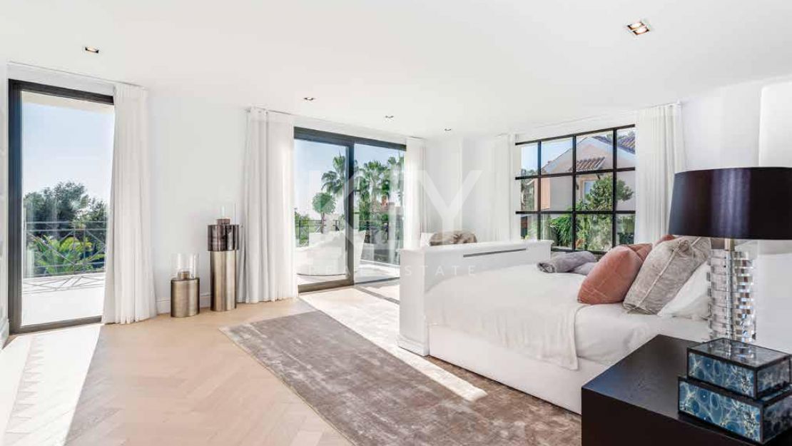 Luxury villa with a a sea view situated in Sierra Blanca, Marbella