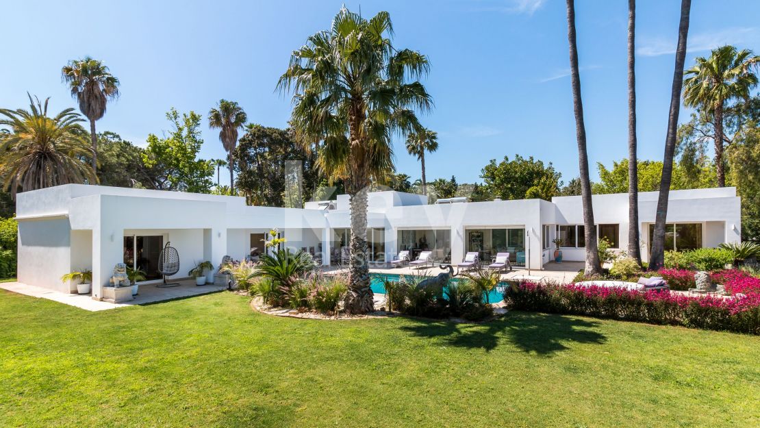 El Paraíso, outstanding modernized villa in a 3.900 m² plot