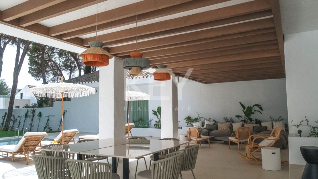 Nueva villa de estilo moderno en alquiler a corto plazo en Puerto Banús, Marbella
