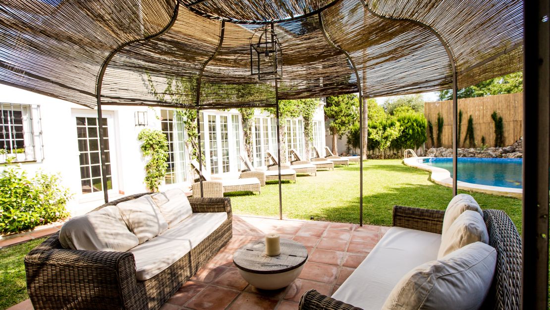 Villa Terra: Your Ideal Short-Term Rental in Marbella's Golden Mile Community