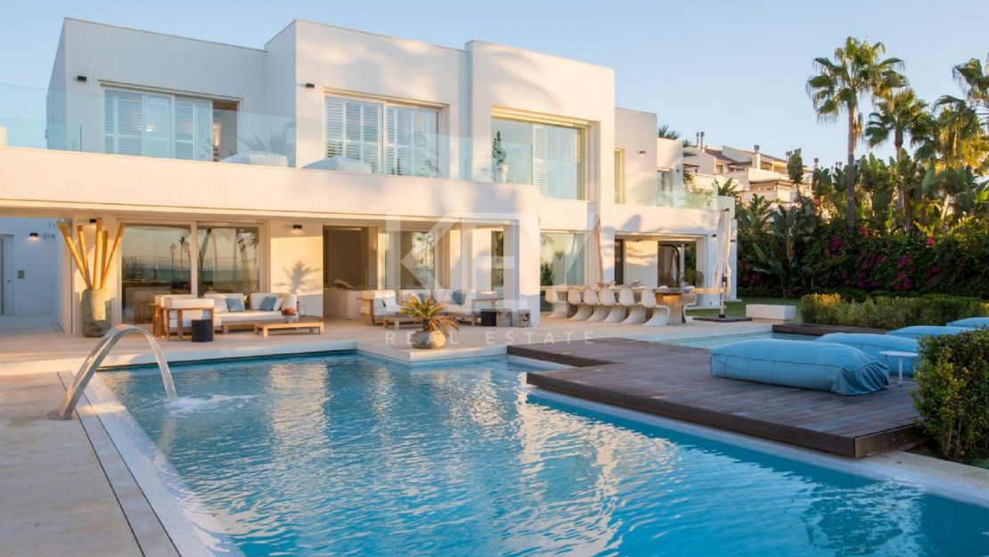 Villa Euphoria: Luxury beachfront villa in The Golden Mile, Marbella
