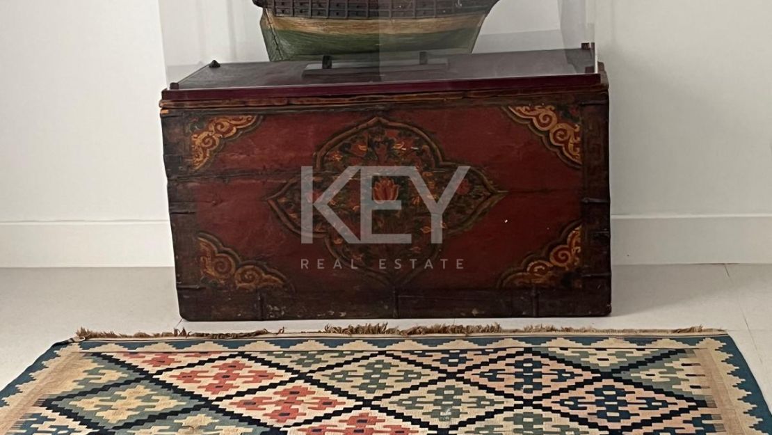 Villa Encanto: Villa mediterránea frente al mar en Guadalmina Baja