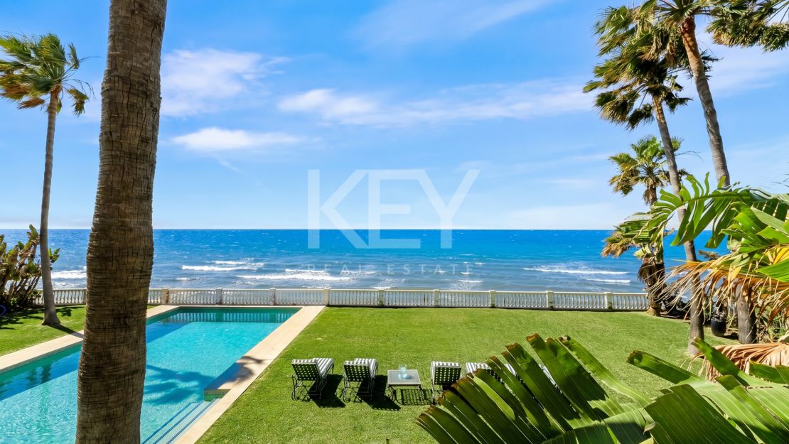 Villa Fiorella: Beachfront Villa for sale and rent in Guadalmina Baja, San Pedro