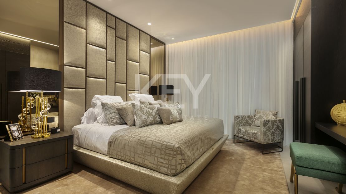 Потрясающая вилла Sky Villa с мебелью от FENDI CASA в привилегированном месте, Золотая Миля