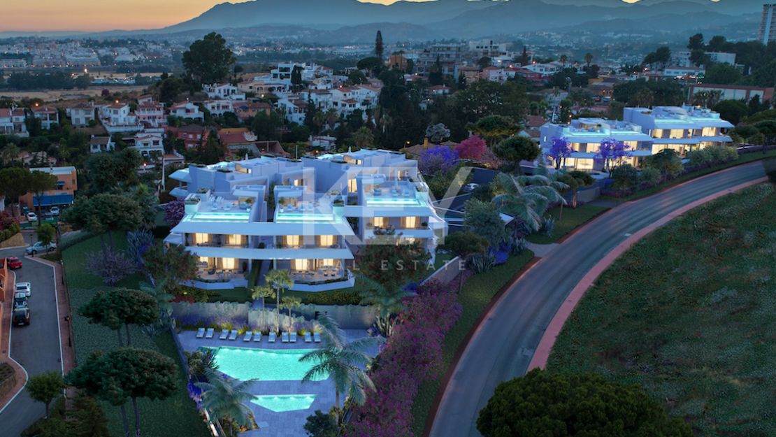 Moderna villa pareada con piscina en la azotea y vistas al mar en Nueva Andalucía