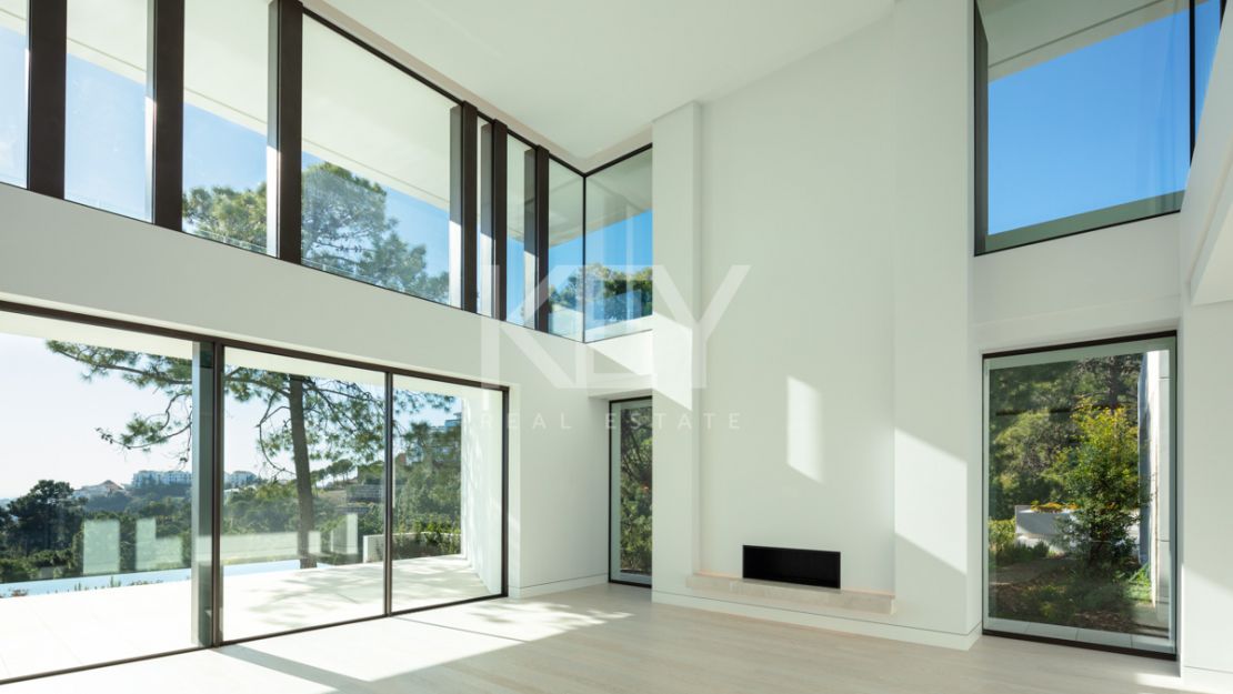 Elevated design Villa in La Reserva del Alcuzcuz, Benahavis