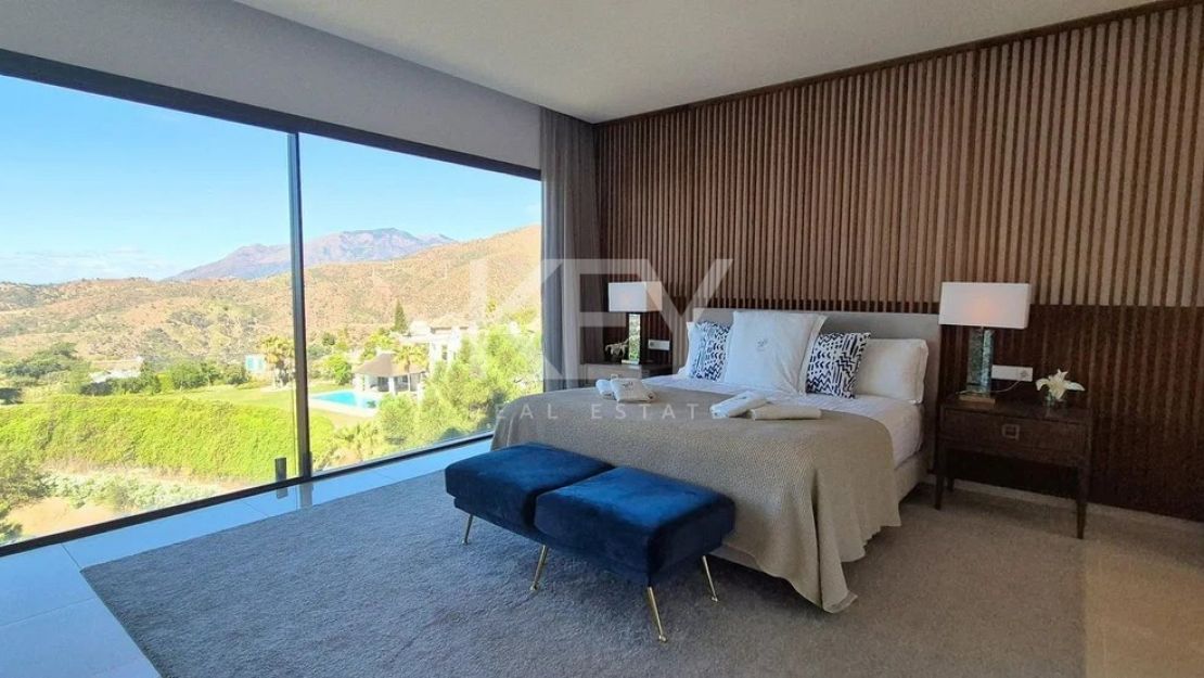 Панорамные виды на море: современная вилла с полной приватностью в Монте Майор, Бенахавис